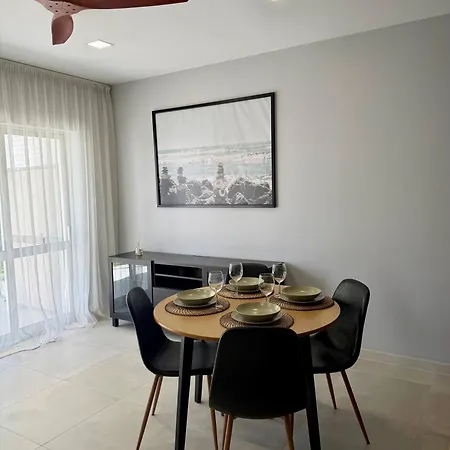 Apartment Love